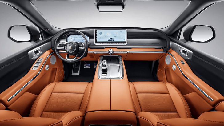 Танк 700 Интерьер