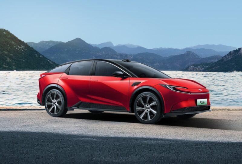 В Китае стартовало производство FAW-Toyota bZ3 с батареями BYD Blade
