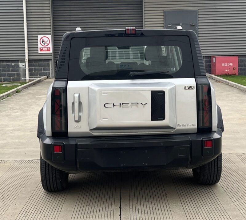 В Китае Chery расширит свою линейку электрических SUV моделями X3 и X3 Plus, являющимися переименованными iCar 03T.