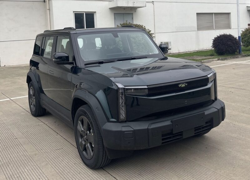 В Китае Chery расширит свою линейку электрических SUV моделями X3 и X3 Plus, являющимися переименованными iCar 03T.