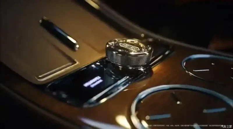 В Китае представлен Maextro S800 как конкурент Maybach, стоимостью от 97 500 долларов США