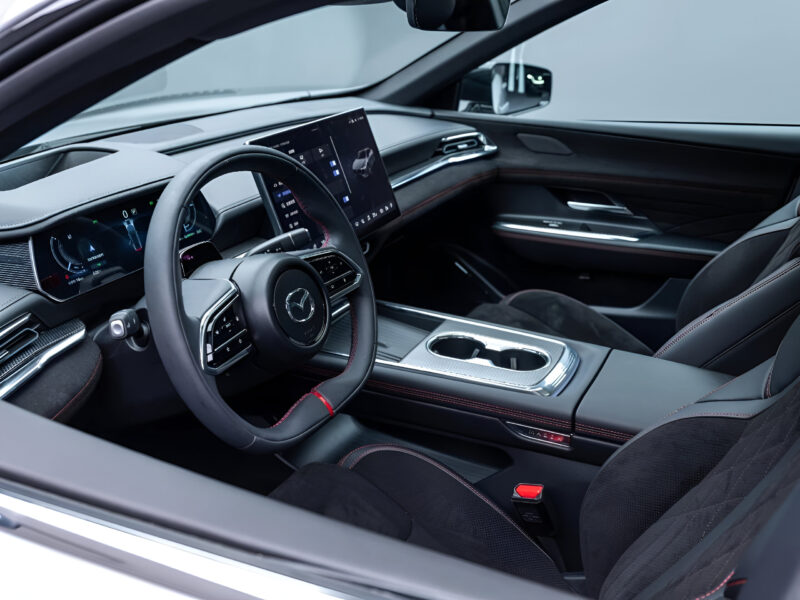 В Китае представлена Mazda EZ-6 Sports Edition, она ориентирована на молодых водителей