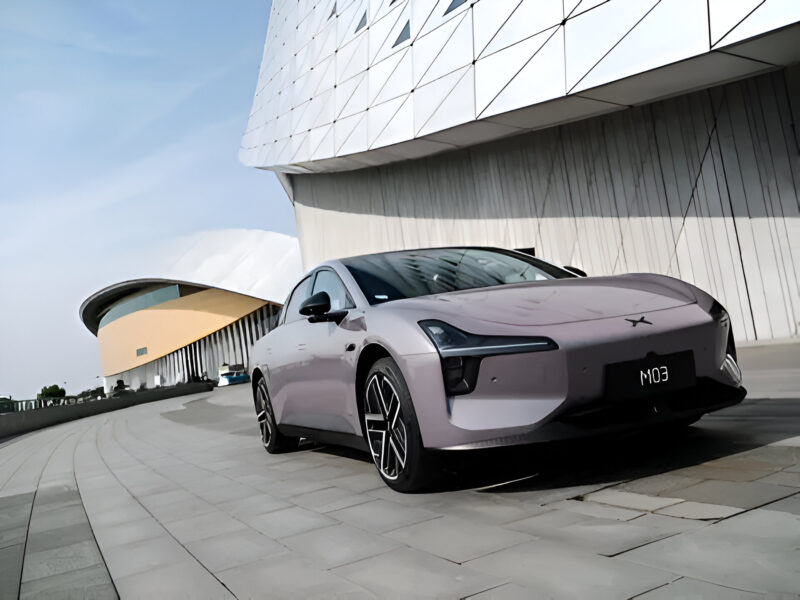 В Китае дебютировал Xpeng MONA M03 Max с запасом хода 580 км и автономным вождением без лидара