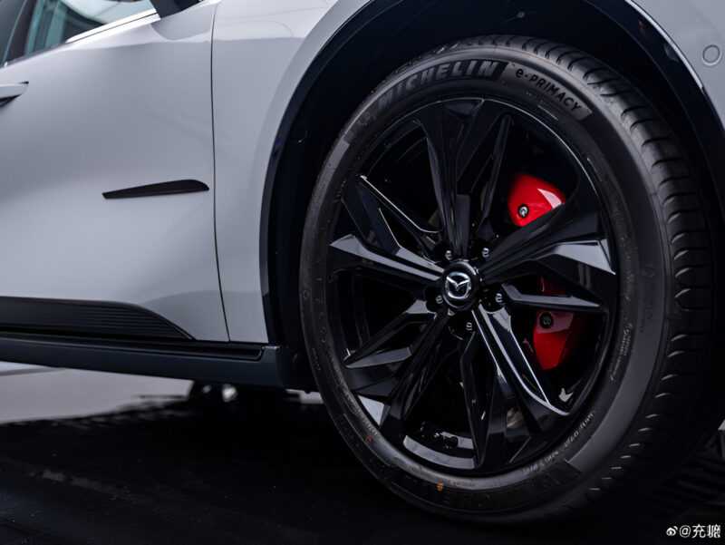 В Китае представлена Mazda EZ-6 Sports Edition, она ориентирована на молодых водителей