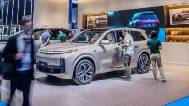 В России компания Li Auto объявила официальные цены на свои кроссоверы после закрытия параллельного канала импорта. В России компания Li Auto объявила официальные цены на свои кроссоверы после закрытия параллельного канала импорта.