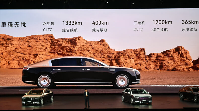 В Китае представлен Maextro S800 как конкурент Maybach, стоимостью от 97 500 долларов США
