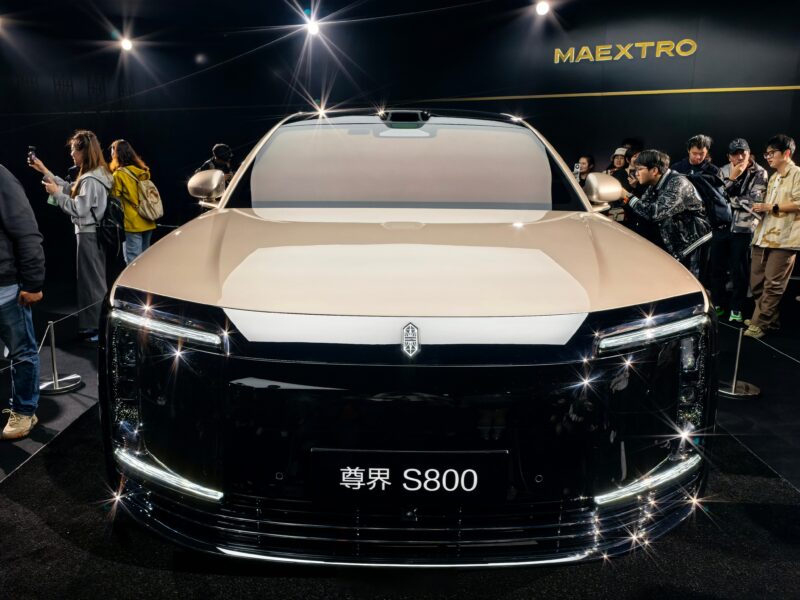 В Китае представили люксовый аналог Maybach