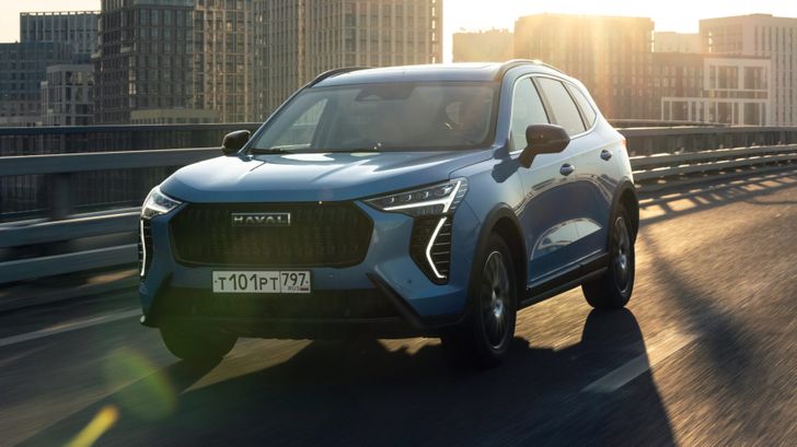 В России неожиданно подорожали самые дешевые и популярные кроссоверы Haval. Сколько они стоят теперь В России неожиданно подорожали самые дешевые и популярные кроссоверы Haval. Сколько они стоят теперь