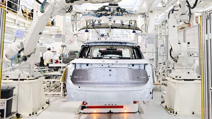 Производство автомобилей в Hongqi Производство автомобилей в Hongqi