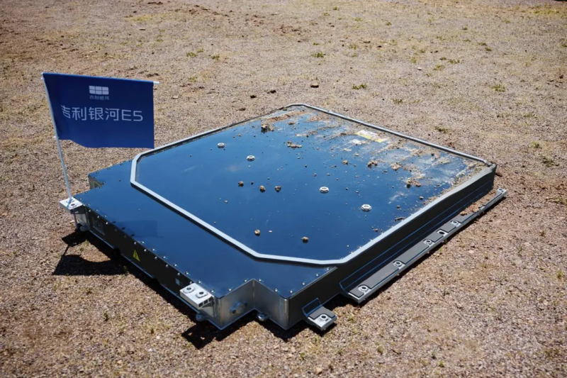 В Китае батарея Aegis Gold Brick от Geely Galaxy E5 успешно прошла тест на сжатие танком массой 36 тонн