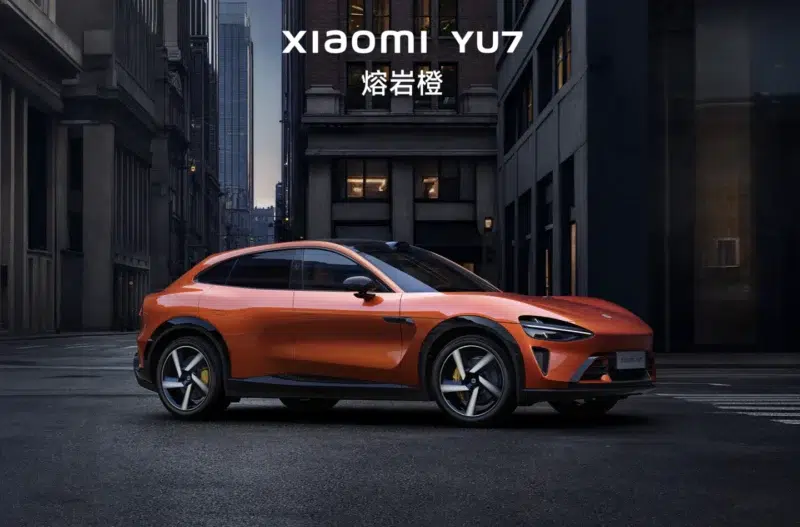 В Китае заметили Xiaomi YU7 в оранжевом цвете, который составит конкуренцию Model Y с запасом хода 835 км