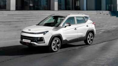 В России стартовали продажи нового «Москвича» в версии «Не для всех». Сколько она стоит В России стартовали продажи нового «Москвича» в версии «Не для всех». Сколько она стоит