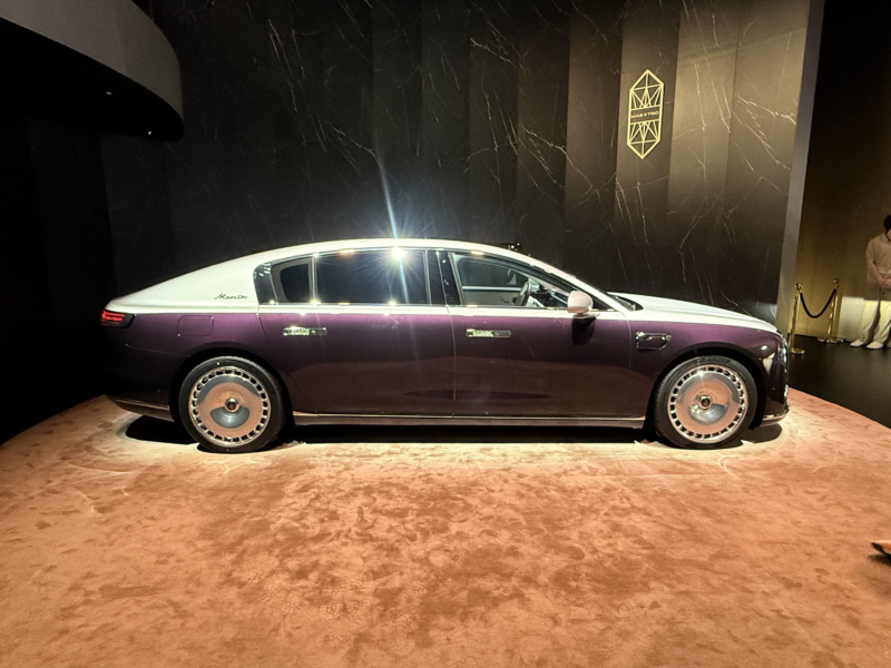 В Китае на автосалоне Greater Bay Auto Show 2025, представлены Xiaomi YU7, Maextro S800 и Yangwang U8L