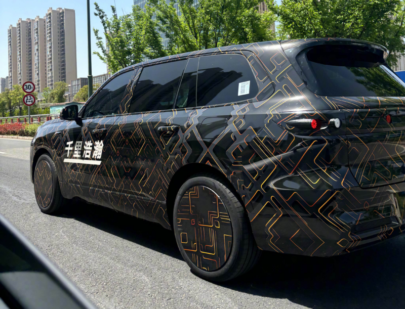 В Китае замечен флагманский внедорожник Geely Galaxy Starship 9 накануне его запуска