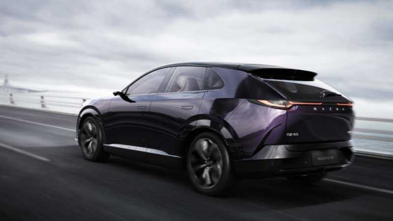 Кроссовер Mazda EZ-60 достиг 18 000 предварительных заказов на переполненном китайском рынке