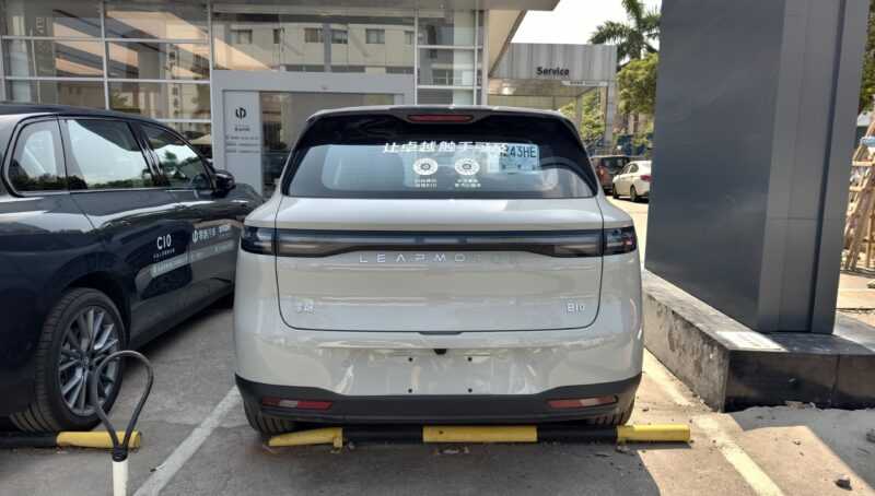 В Китае представлен электромобиль Leapmotor B10: сможет ли бюджетный автомобиль затмить премиальных конкурентов?