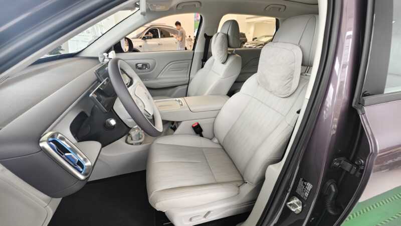 В Китае представлен электромобиль Leapmotor B10: сможет ли бюджетный автомобиль затмить премиальных конкурентов?