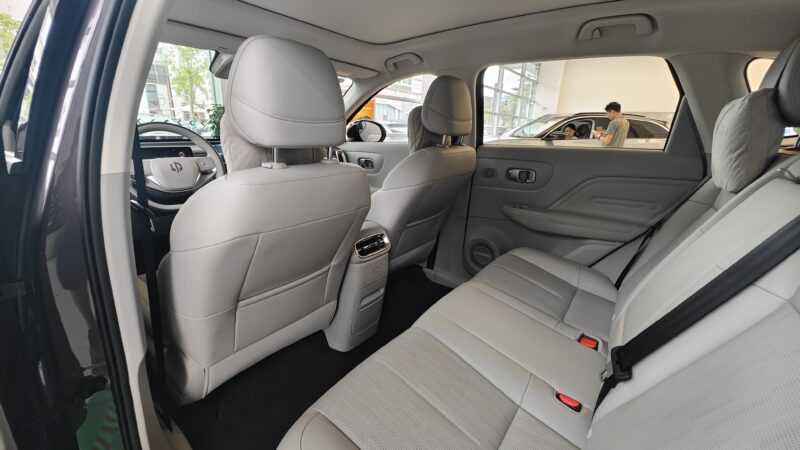 В Китае представлен электромобиль Leapmotor B10: сможет ли бюджетный автомобиль затмить премиальных конкурентов?