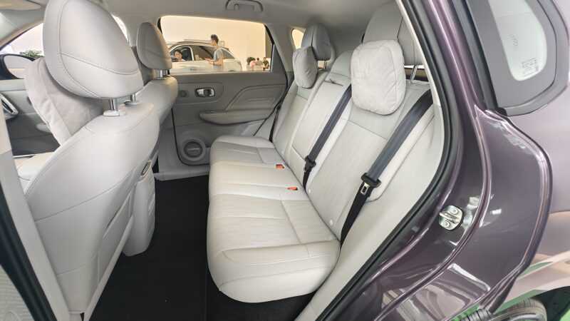 В Китае представлен электромобиль Leapmotor B10: сможет ли бюджетный автомобиль затмить премиальных конкурентов?