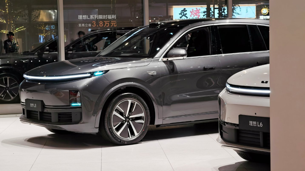 li auto l8 l6 в торговом центре китая