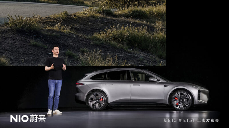 В Китае начались поставки обновленных Nio ET5 и ET5 Touring