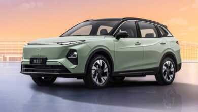 В Китае представлен гибридный автомобиль FAW Bestune Yueyi 07 PHEV с реальным запасом хода 1754,5 км, стоимостью 13 900 долларов США. В Китае представлен гибридный автомобиль FAW Bestune Yueyi 07 PHEV с реальным запасом хода 1754,5 км, стоимостью 13 900 долларов США.