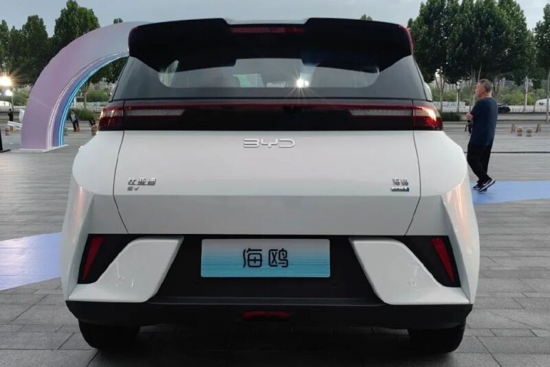 В Китае выпущено более 1 миллиона автомобилей BYD Seagull