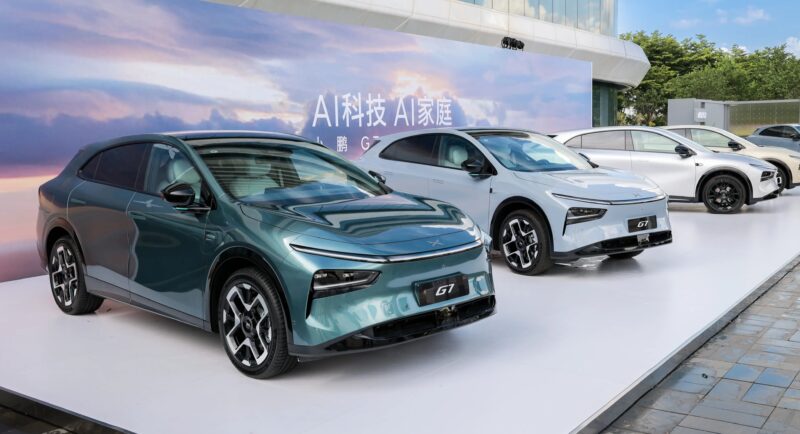 В Китае CEO Xpeng заказал у конкурента Xiaomi YU7 на фоне запуска G7 SUV 3 июля