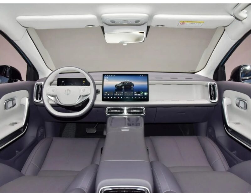 В Китае 29 июня стартует предпродажа электрседана Leapmotor B01 с запасом хода 650 км.