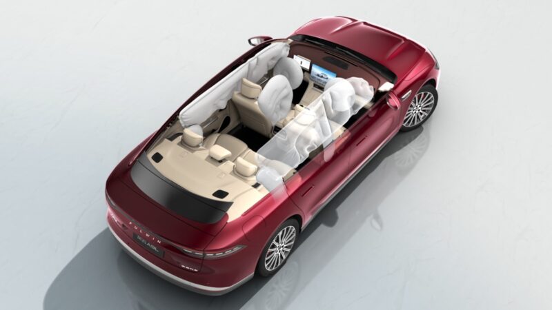 В Китае стартуют предпродажи Chery Fulwin A9L с запасом хода 2000 км в преддверии глобального запуска 25 июня