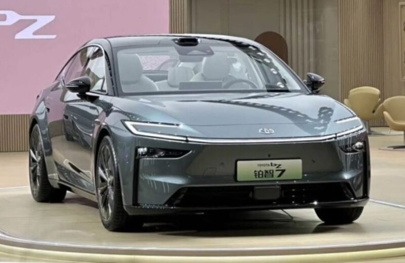 В Китае Toyota ускорила разработки и производство новых моделей
