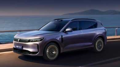 В России представлен кроссовер с холодильником и премиальной акустикой. В России представлен кроссовер с холодильником и премиальной акустикой.