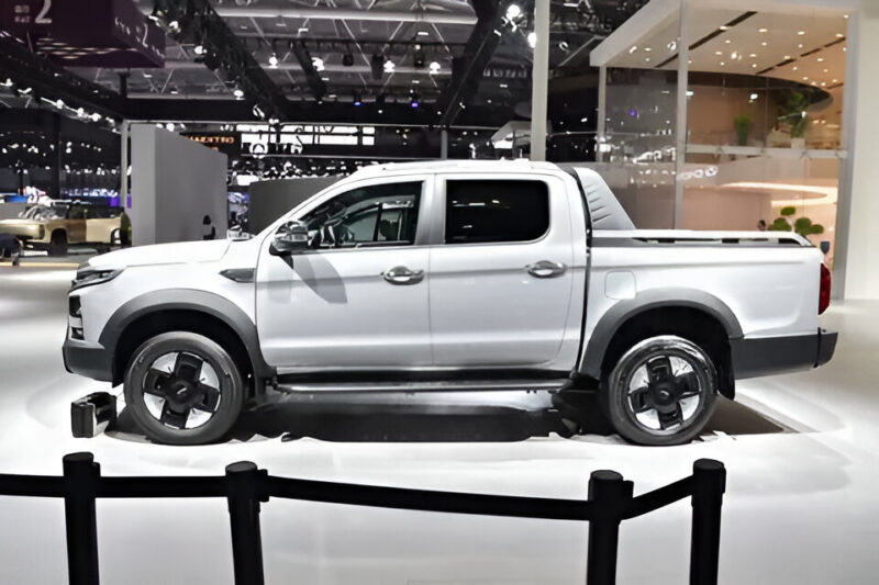 В Китае состоялась глобальная премьера австралийской версии JAC Hunter PHEV на автосалоне Greater Bay Auto Show 2025 года