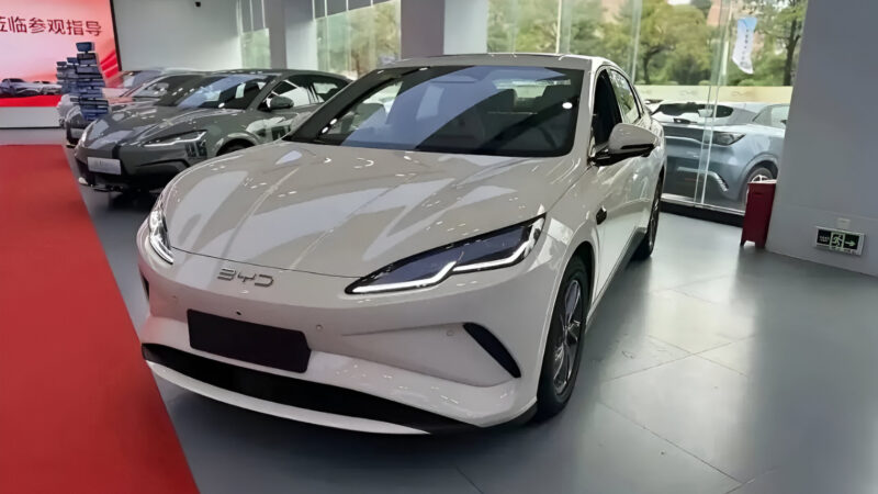 В Китае представлен электромобиль BYD Seal 06 EV по цене 15 270 долларов США