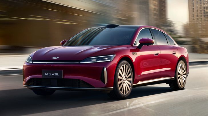 Chery выпустила новый седан класса Toyota Camry, который стоит как «Лада» Chery выпустила новый седан класса Toyota Camry, который стоит как «Лада»