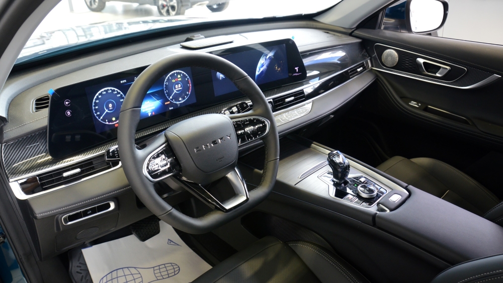 Chery Tiggo 7L салон интерьер у дилера чита моторс