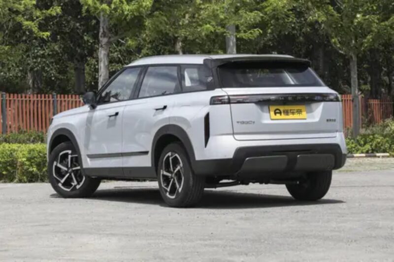 В Китае презентован Chery Tiggo 7 Sport с дизайном в стиле Land Rover, стартовавший вместе с Tiggo 7 Plus от 12 250 долларов США