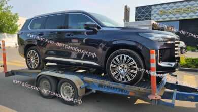 В России скоро появится рестайлинговый Exeed VX с новым дизайном и знакомой техникой. В России скоро появится рестайлинговый Exeed VX с новым дизайном и знакомой техникой.