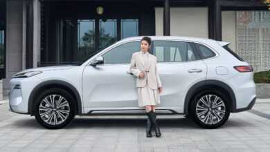 В России готовится к старту продаж новый гибридный автомобиль Geely Galaxy Starship 7.