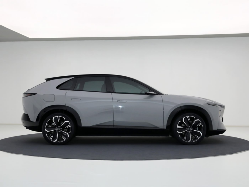 В Китае анонсирован запуск Mazda EZ-60 SUV в сентябре, собрано свыше 26 000 предварительных заказов.