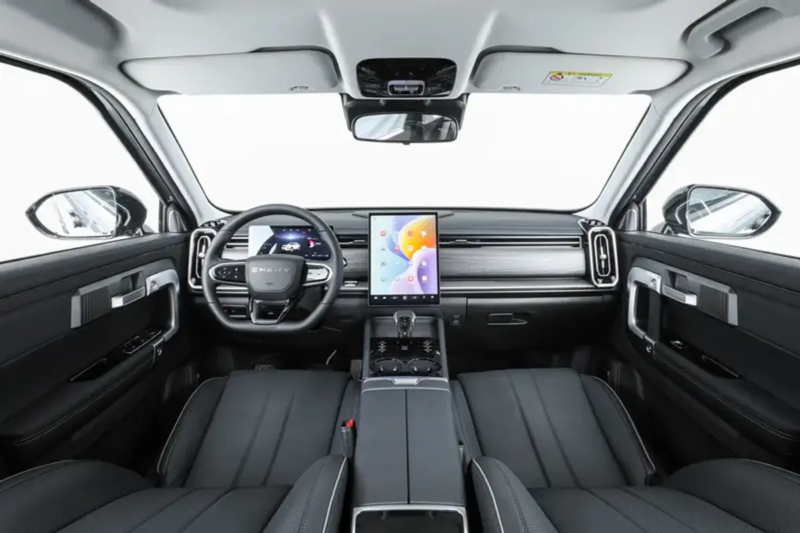 В Китае презентован Chery Tiggo 7 Sport с дизайном в стиле Land Rover, стартовавший вместе с Tiggo 7 Plus от 12 250 долларов США