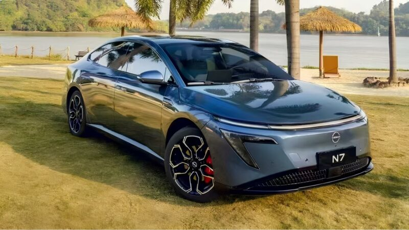 В Китае Nissan планирует запустить N7 - свой первый электромобиль на базе платформы Dongfeng.