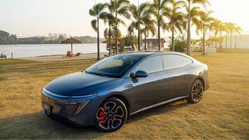 В Китае Nissan планирует запустить N7 - свой первый электромобиль на базе платформы Dongfeng.