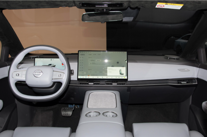 В Китае Nissan планирует запустить N7 - свой первый электромобиль на базе платформы Dongfeng.