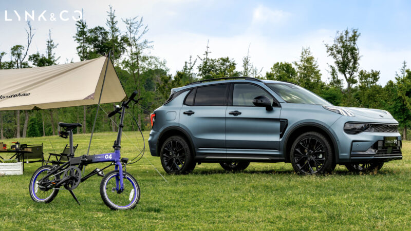 В Китае стартовали продажи компактного кроссовера Lynk & Co 01 2025 года с скидкой 4 320 долларов США