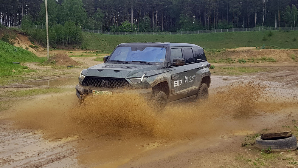 Mhero M-Hero 1 тест бездорожье полный привод сбоку спереди в динамике брод вода