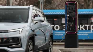В России "Москвич" планирует выпуск гибридных моделей по примеру Lixiang и Toyota. В России "Москвич" планирует выпуск гибридных моделей по примеру Lixiang и Toyota.