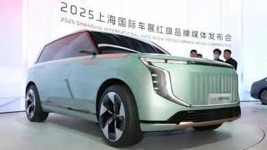 В Китае представлена предсерийная версия Hongqi HS9 PHEV на научно-исследовательском объекте В Китае представлена предсерийная версия Hongqi HS9 PHEV на научно-исследовательском объекте