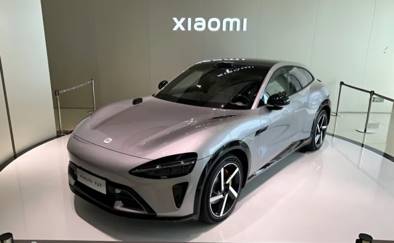 В Китае электрокар Xiaomi YU7 SUV набрал более 289 000 предзаказов за 60 минут.