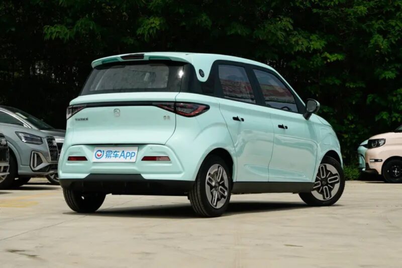 В Китае стартовали продажи электромобиля Chery QQ Domi с запасом хода 405 км, стоимостью от 8 300 долларов США.